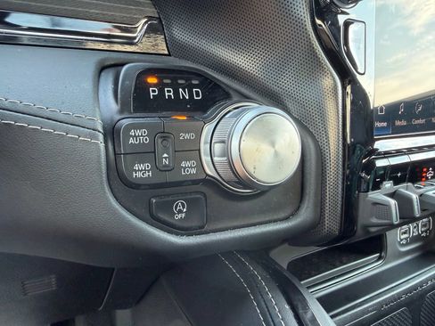 Used 2024 RAM 1500 Limited AWD/4WD image 22
