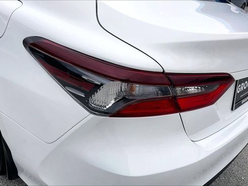 Used 2024 Toyota Camry LE FWD image 28