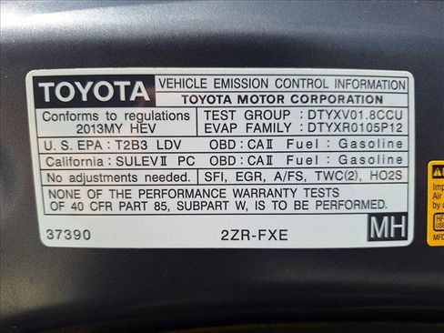 Used 2013 Toyota Prius V Two image 18
