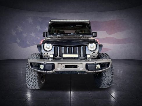 Used 2016 Jeep Wrangler Unlimited Sahara image 12