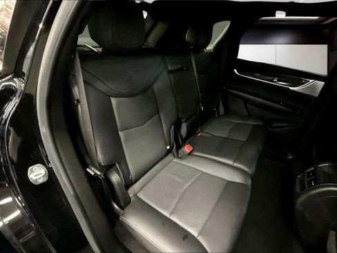 Certified 2024 Cadillac XT5 Sportv w/ LPO, Floor Liner Package AWD/4WD image 25