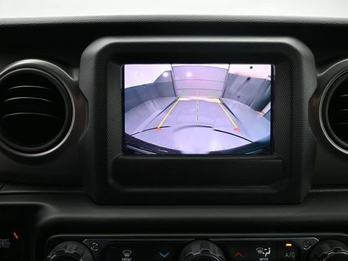 Used 2022 Jeep Wrangler Unlimited Sport AWD/4WD image 12
