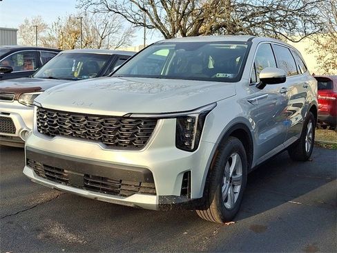 New 2026 Kia Sorento LX image 2