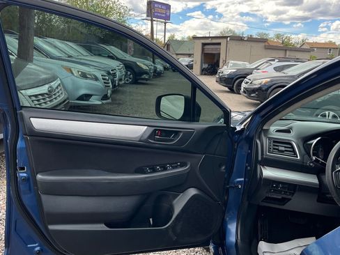 Used 2019 Subaru Legacy 2.5i AWD/4WD image 10