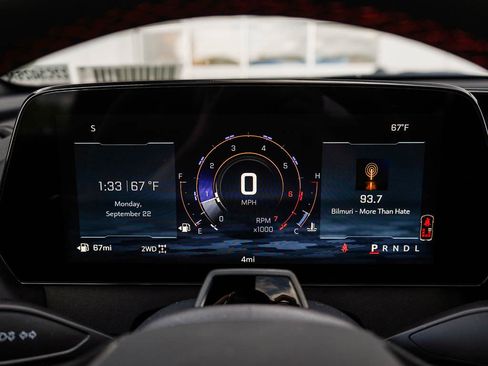 New 2026 Chevrolet Traverse RS w/ LPO, Floor Liner Package image 25