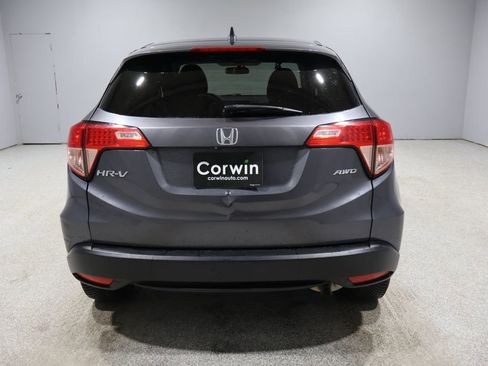 Used 2018 Honda HR-V EX image 3