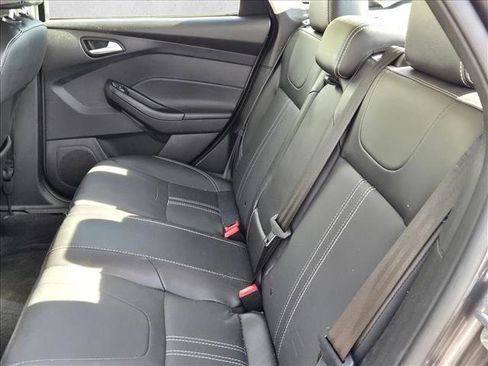 Used 2014 Ford Focus SE w/ Equipment Group 201A image 21