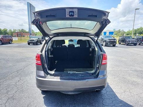 Used 2019 Dodge Journey SE image 14