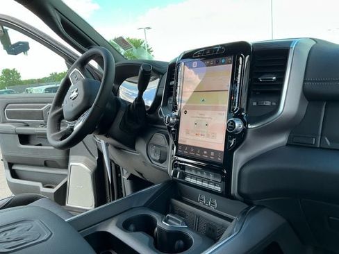 New 2026 RAM 5500 4x4 Crew Cab w/ Laramie Trim Package image 19