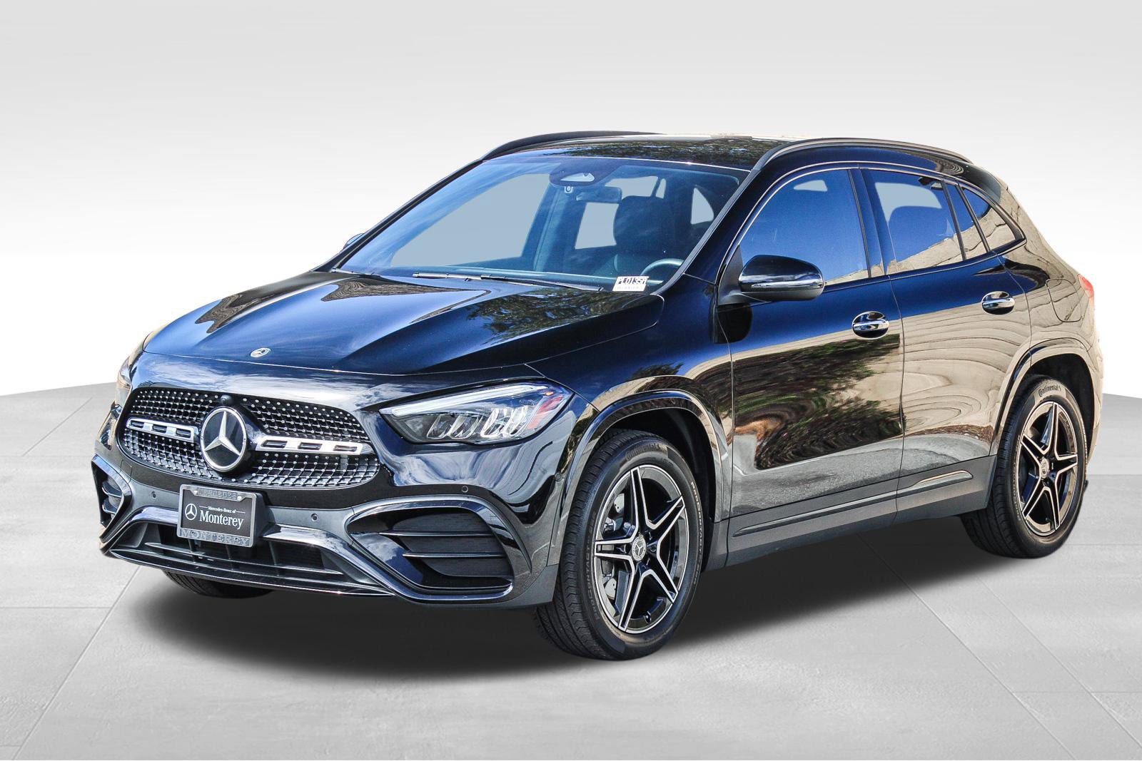 Certified 2025 Mercedes-Benz GLA 250 4MATIC image 3
