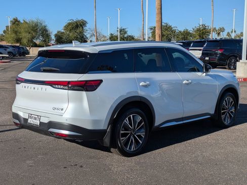 Certified 2026 INFINITI QX60 Luxe w/ Cargo Package image 5