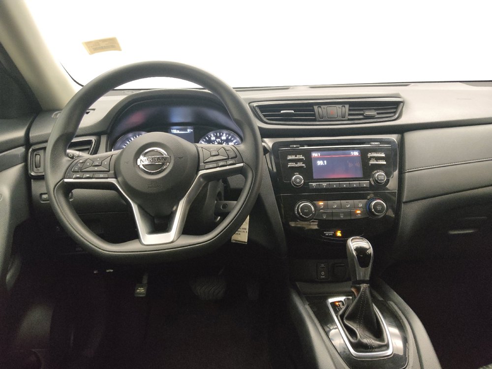 Used 2017 Nissan Rogue S AWD/4WD image 22