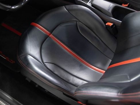 Used 2020 Ferrari F8 Tributo image 41