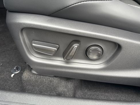 New 2026 Toyota C-HR AWD/4WD image 24