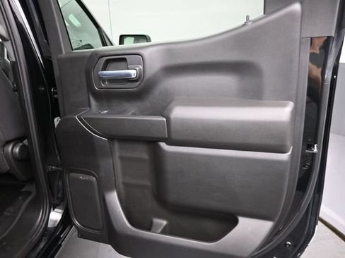 Used 2023 Chevrolet Silverado 1500 Custom AWD/4WD image 10