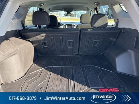 Certified 2023 GMC Terrain SLE w/ Driver Convenience Package image 18