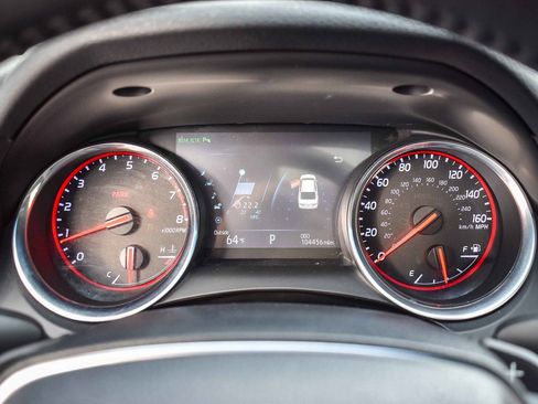 Used 2018 Toyota Camry XSE image 23