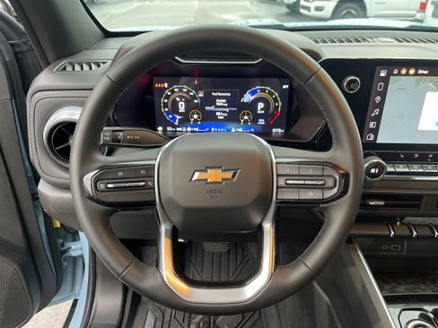 Used 2025 Chevrolet Colorado LT image 26