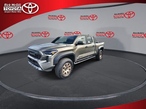 New 2026 Toyota Tacoma 4x4 Double Cab Hybrid image 4