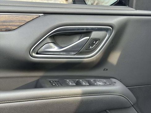 Used 2023 Chevrolet Tahoe Premier w/ Premium Package 2 image 13