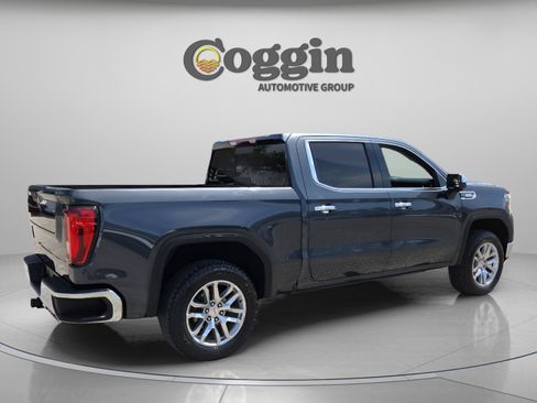 Used 2021 GMC Sierra 1500 SLT w/ SLT Premium Package AWD/4WD image 5