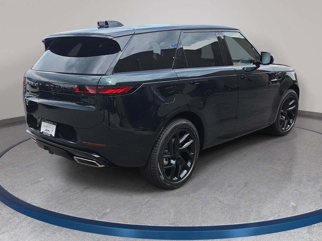 New 2026 Land Rover Range Rover Sport Dynamic SE AWD/4WD image 5