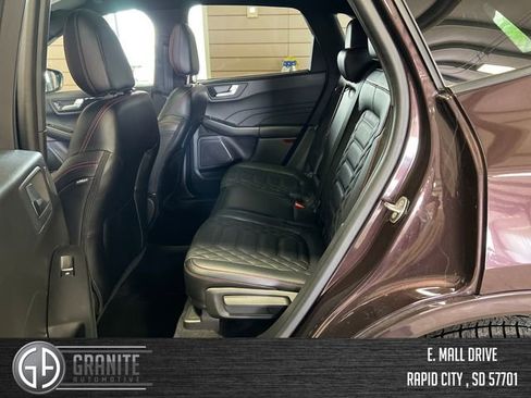 Used 2023 Ford Escape ST-Line Elite w/ Premium Technology Package AWD/4WD image 27