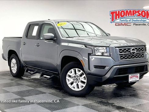 Used 2022 Nissan Frontier SV w/ Technology Package image 1