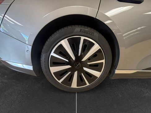 Used 2025 Lucid Air Pure RWD image 16