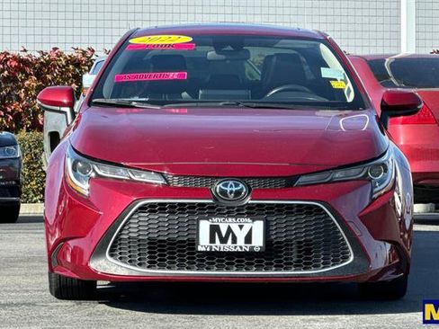Used 2022 Toyota Corolla XLE image 9