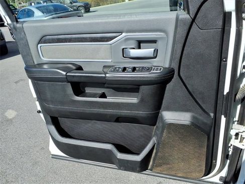 Used 2023 RAM 2500 Big Horn w/ Level 1 Equipment Group image 26