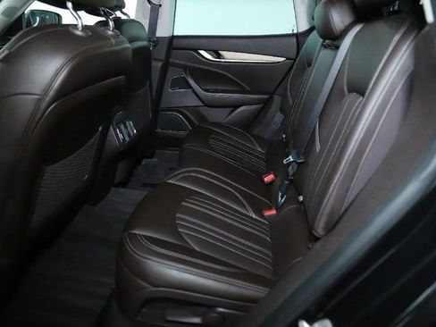 Used 2018 Maserati Levante S GranLusso image 14