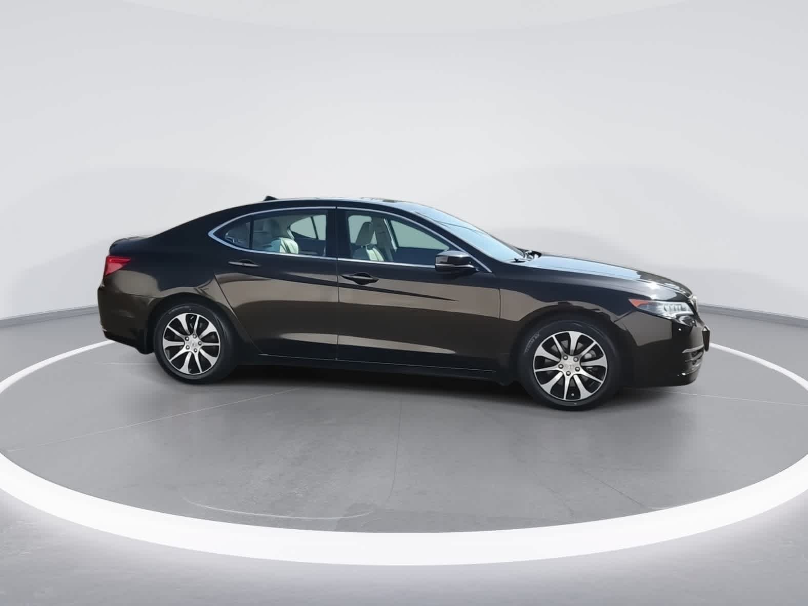 Used 2015 Acura TLX FWD image 9