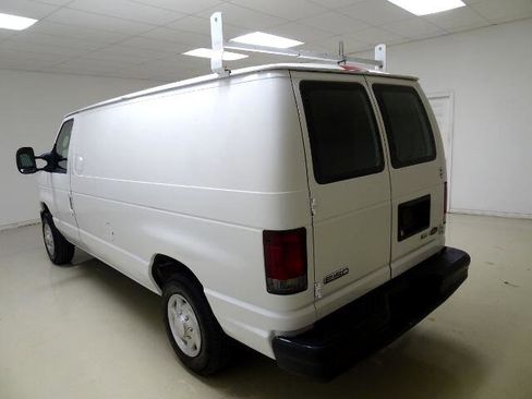 Used 2009 Ford E-150 and Econoline 150 image 4
