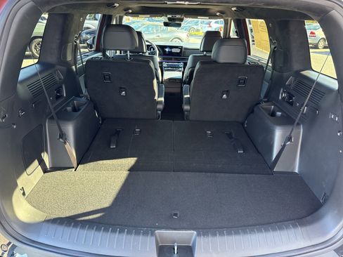 Used 2025 Hyundai Santa Fe Calligraphy image 12