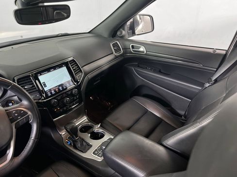 Used 2021 Jeep Grand Cherokee Limited image 22