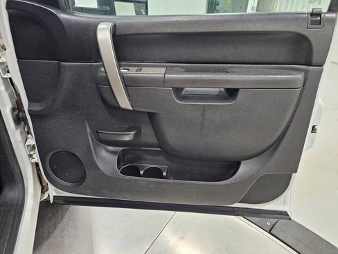 Used 2011 Chevrolet Silverado 1500 LT w/ All-Star Edition image 34