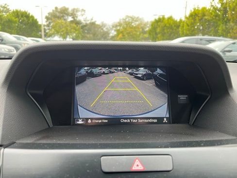 Used 2017 Acura ILX w/ Premium Package image 7