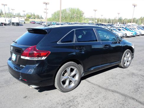 Used 2014 Toyota Venza LE w/ LE Convenience Package AWD/4WD image 5