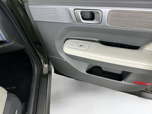 Used 2024 Hyundai Santa Fe Limited image 34