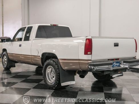 Used 1997 Chevrolet Silverado 3500 2WD Extended Cab w/ Preferred Equipment Group 3 image 8