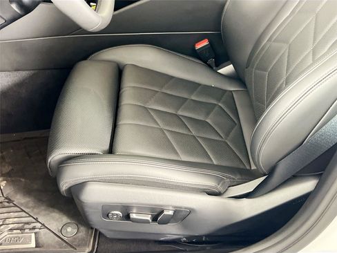 Certified 2026 BMW 530i xDrive 530i xDrive w/ Premium Package image 20