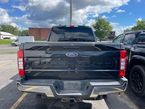 Used 2020 Ford F250 XLT w/ Snow Plow Prep Package AWD/4WD image 6