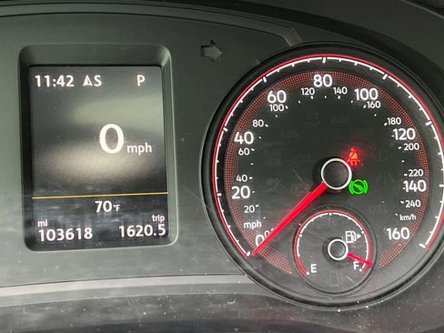 Used 2022 Volkswagen Passat 2.0T SE image 34