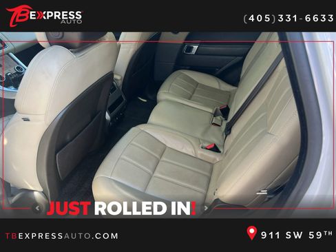 Used 2019 Land Rover Range Rover Sport HSE image 11