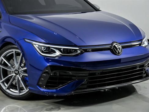 Used 2024 Volkswagen Golf R AWD/4WD image 3