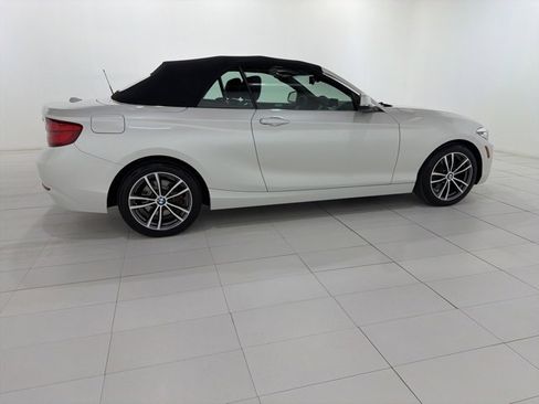 Used 2018 BMW 230i xDrive Convertible image 8