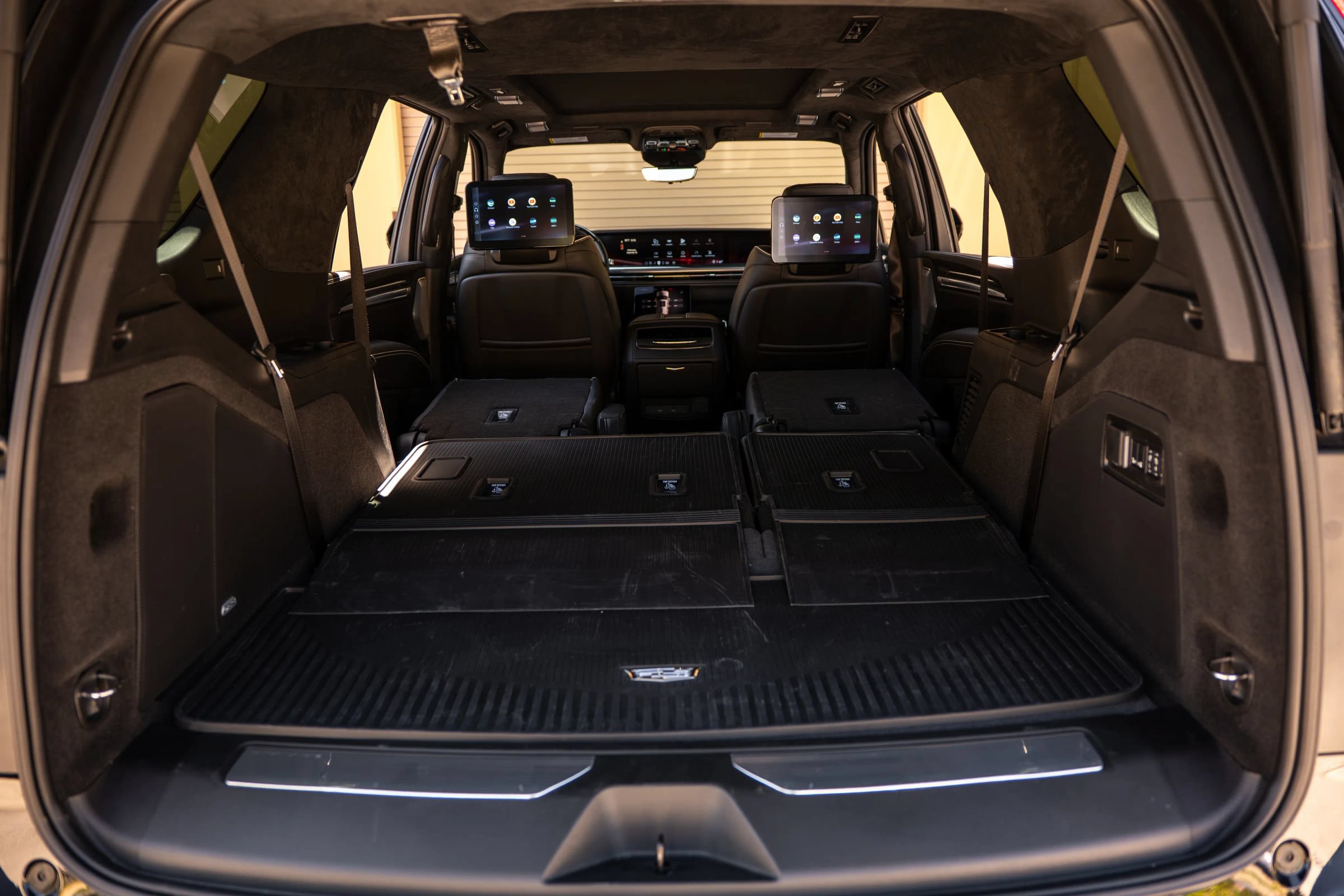 Used 2026 Cadillac Escalade V w/ LPO, Floor Liner Package AWD/4WD image 28