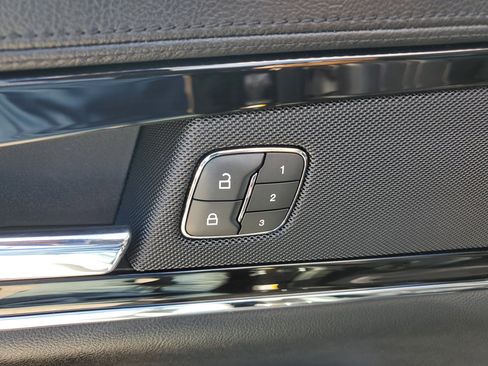 Certified 2022 Lincoln Nautilus FWD image 17