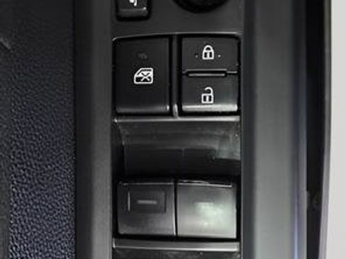 Used 2023 Toyota Sequoia Limited AWD/4WD image 9